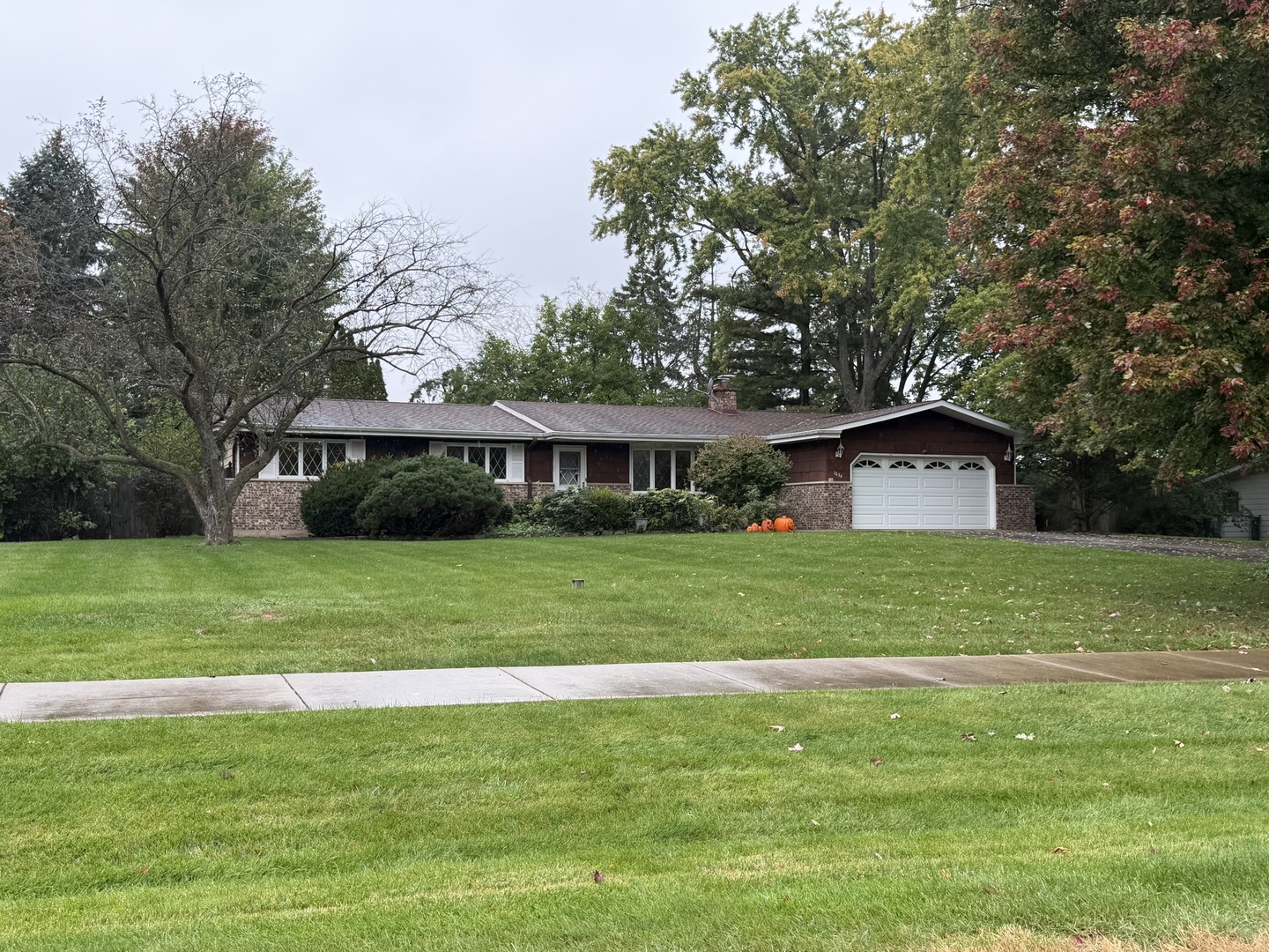 1634 Indian Hill Drive — photo