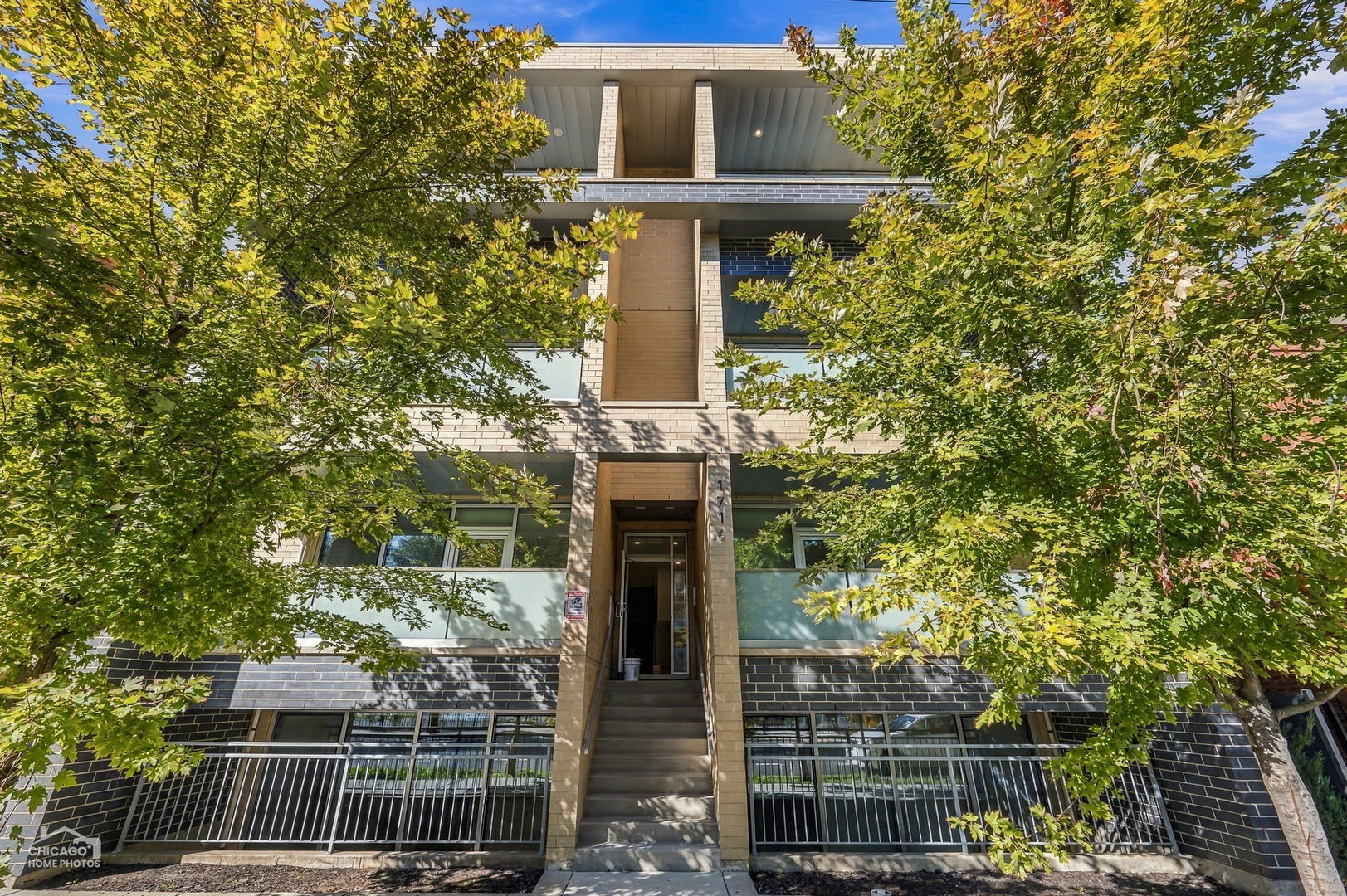 1716 N California Avenue Unit 1N — photo