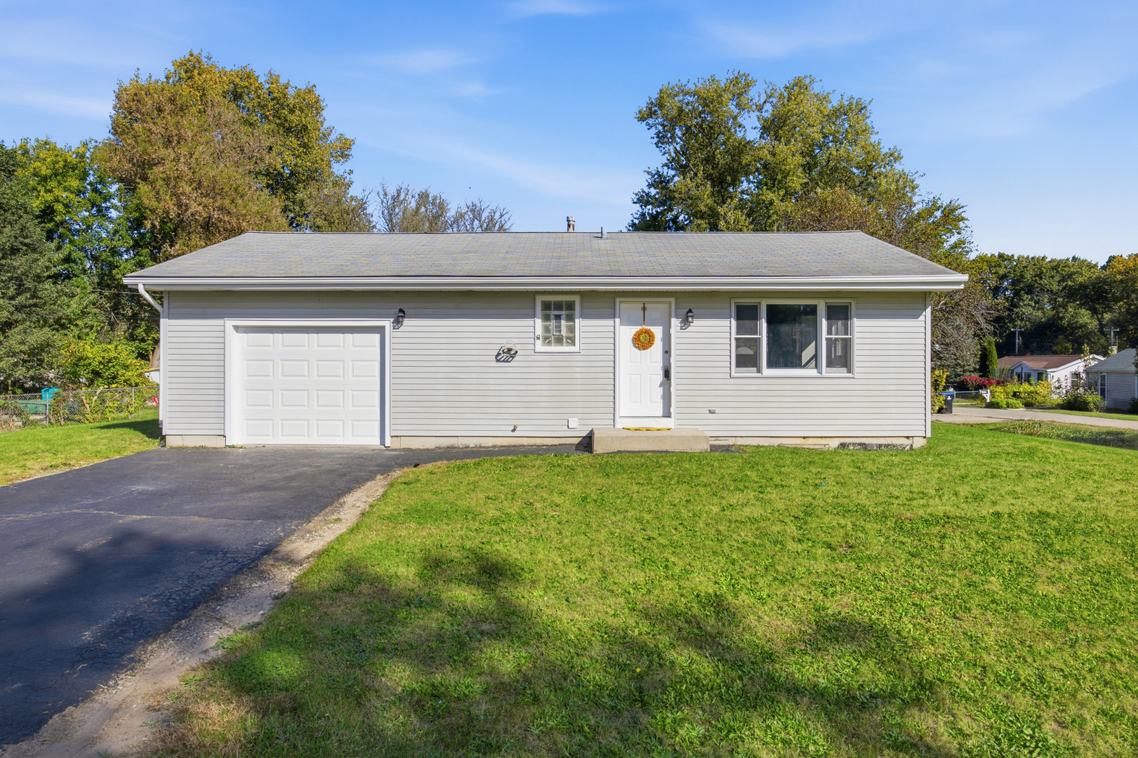 7902 E Maplewood Drive — photo