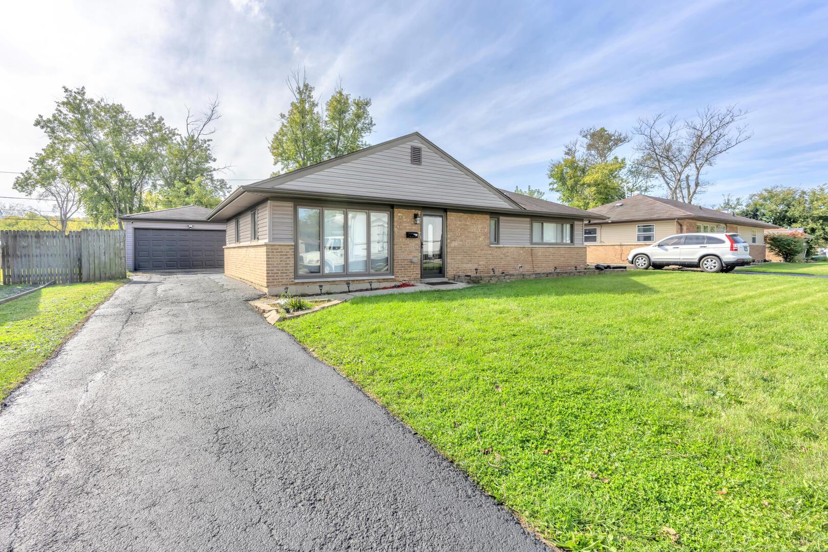 167 N Shabbona Drive — photo