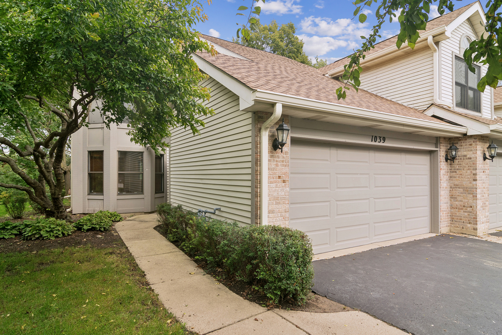 1039 N Auburn Woods Drive Unit 1039 — photo