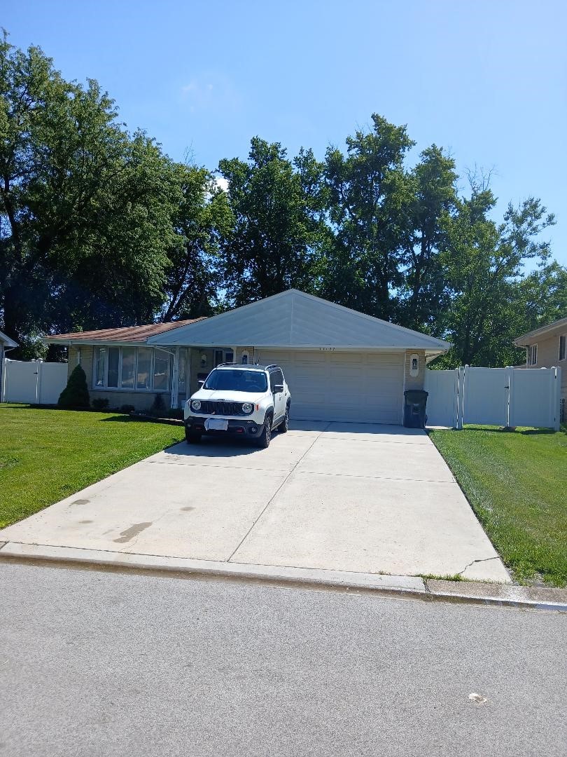 17107 Whitman Avenue — photo
