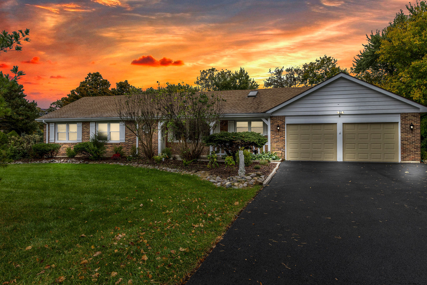 6 Lagoon Drive — photo