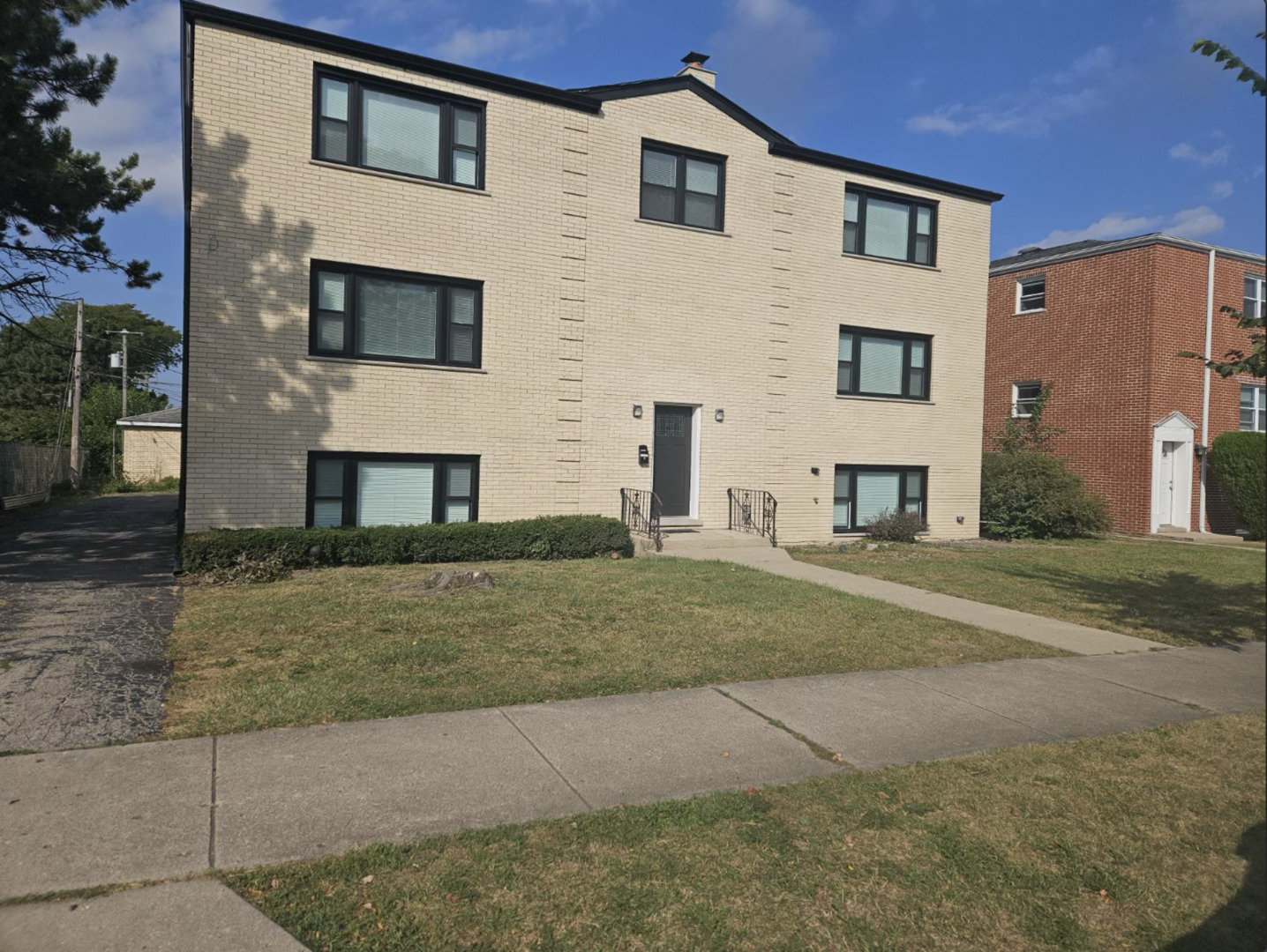 8846 N Cumberland Avenue — photo