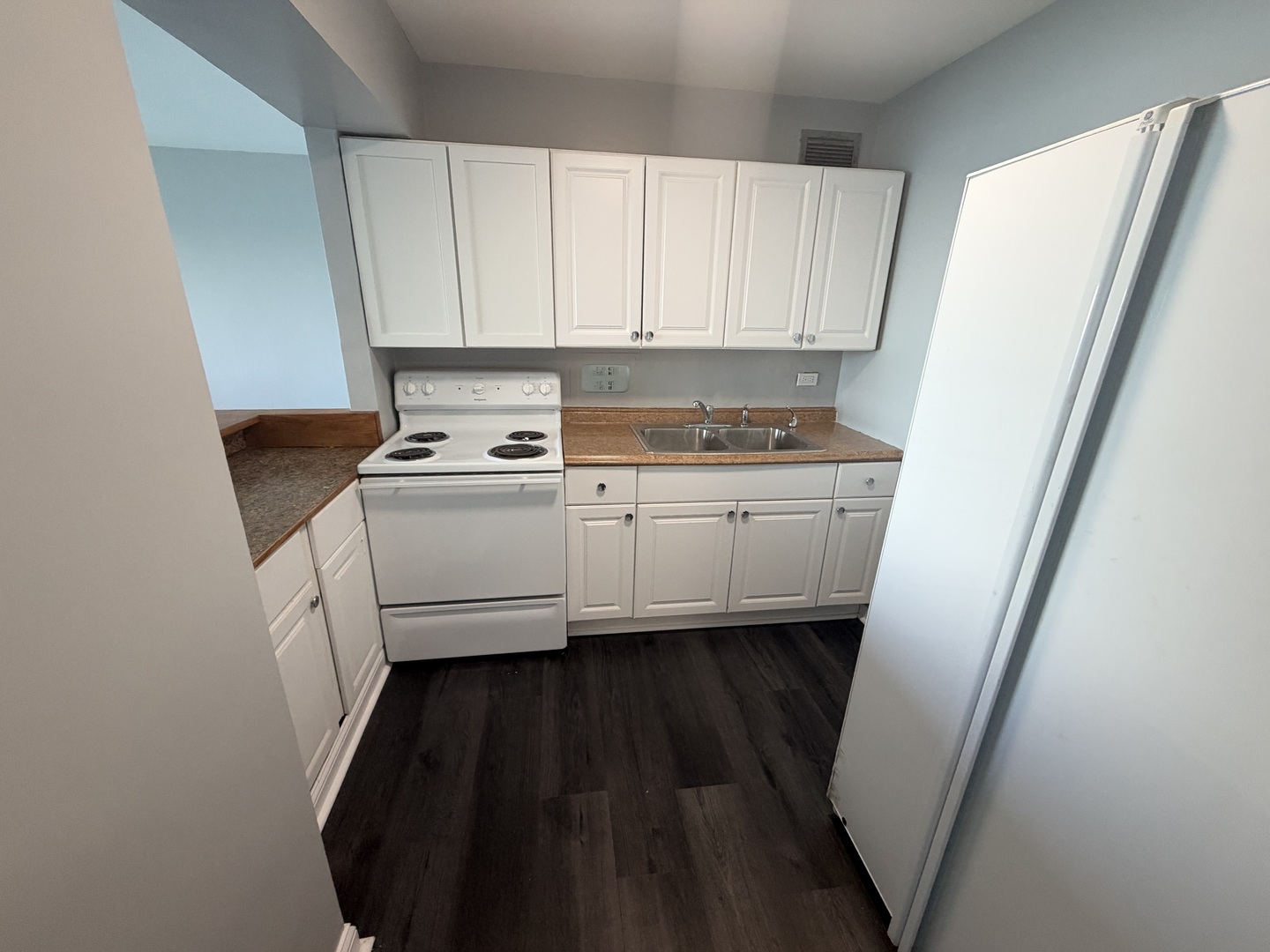 7337 S South Shore Drive Unit 1109 — photo