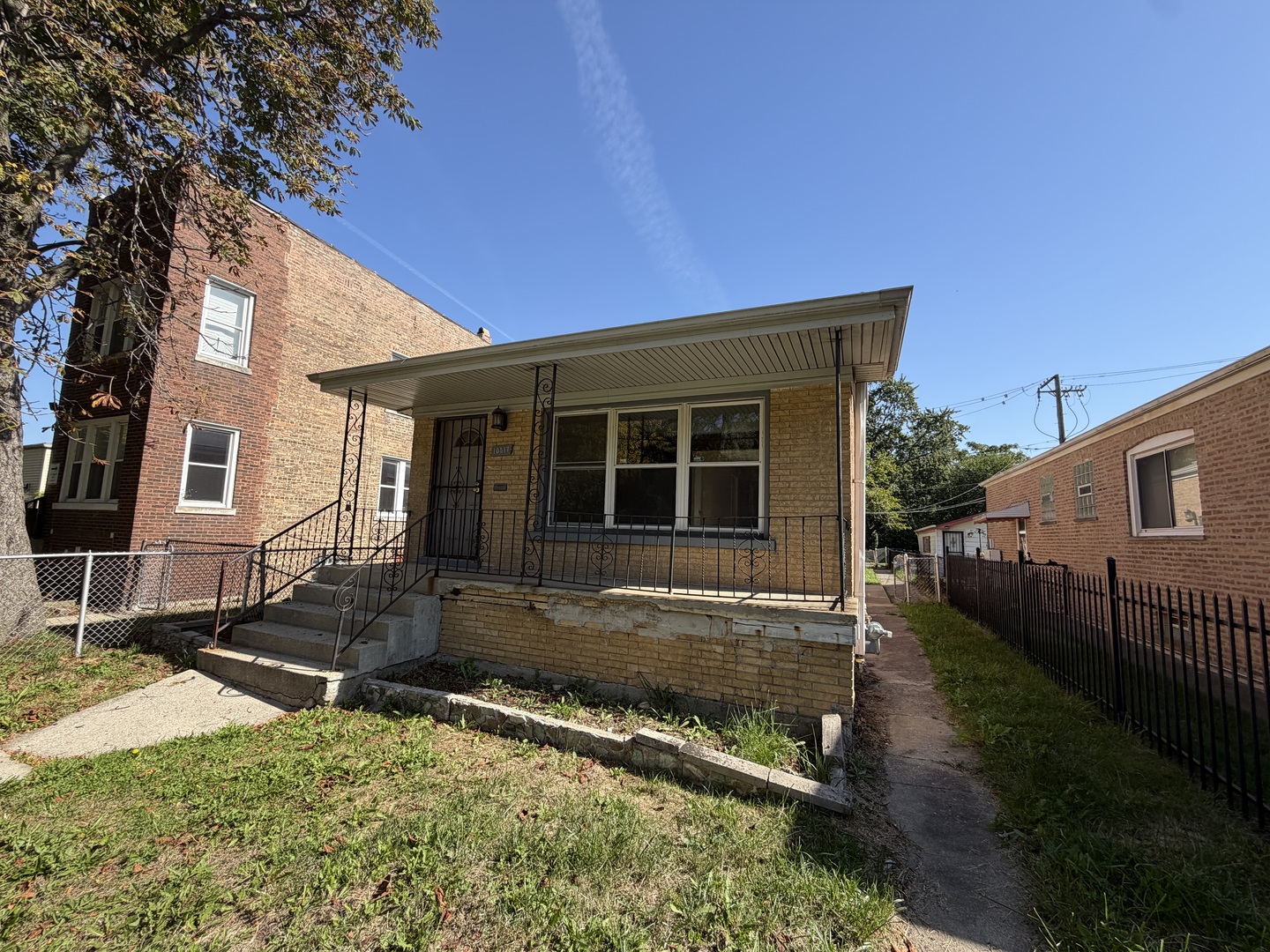 10517 S Cottage Grove Avenue — photo