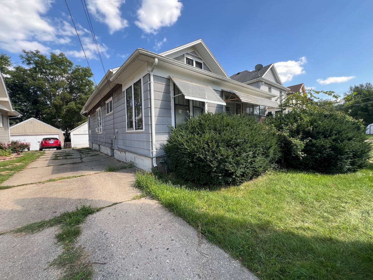 1239 S Float Avenue, Freeport, IL 61032 — photo 2