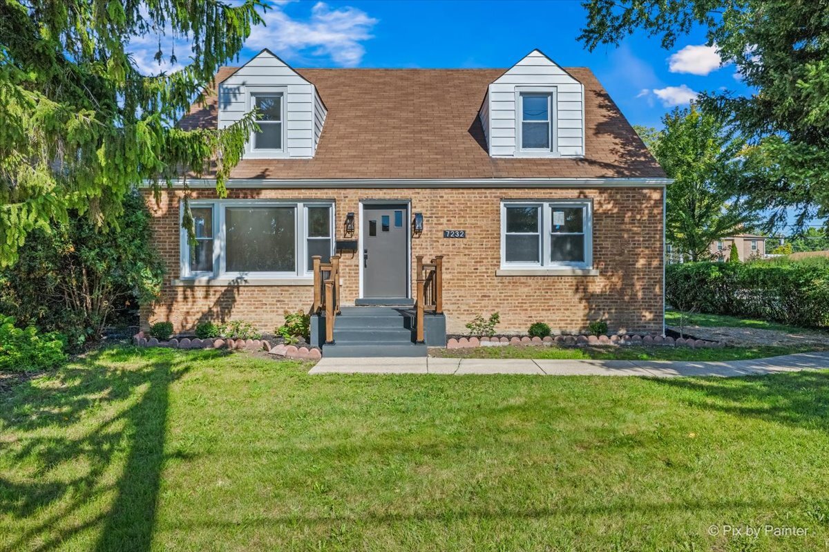 7232 W Oakton Street — photo