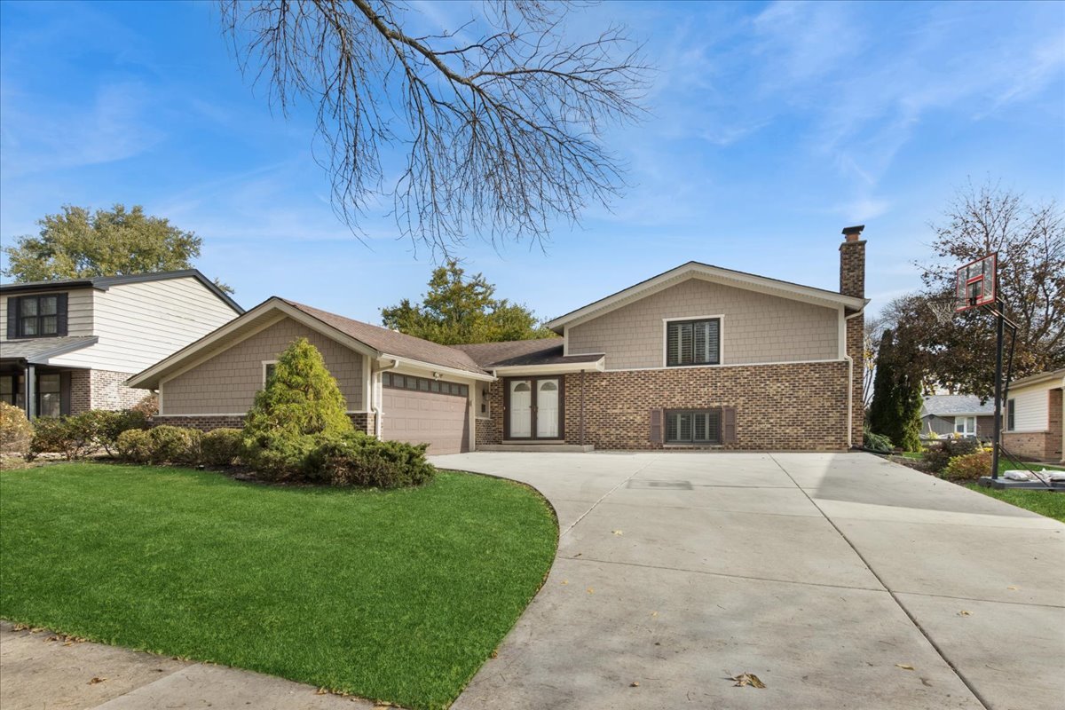 2607 N Stratford Road — photo