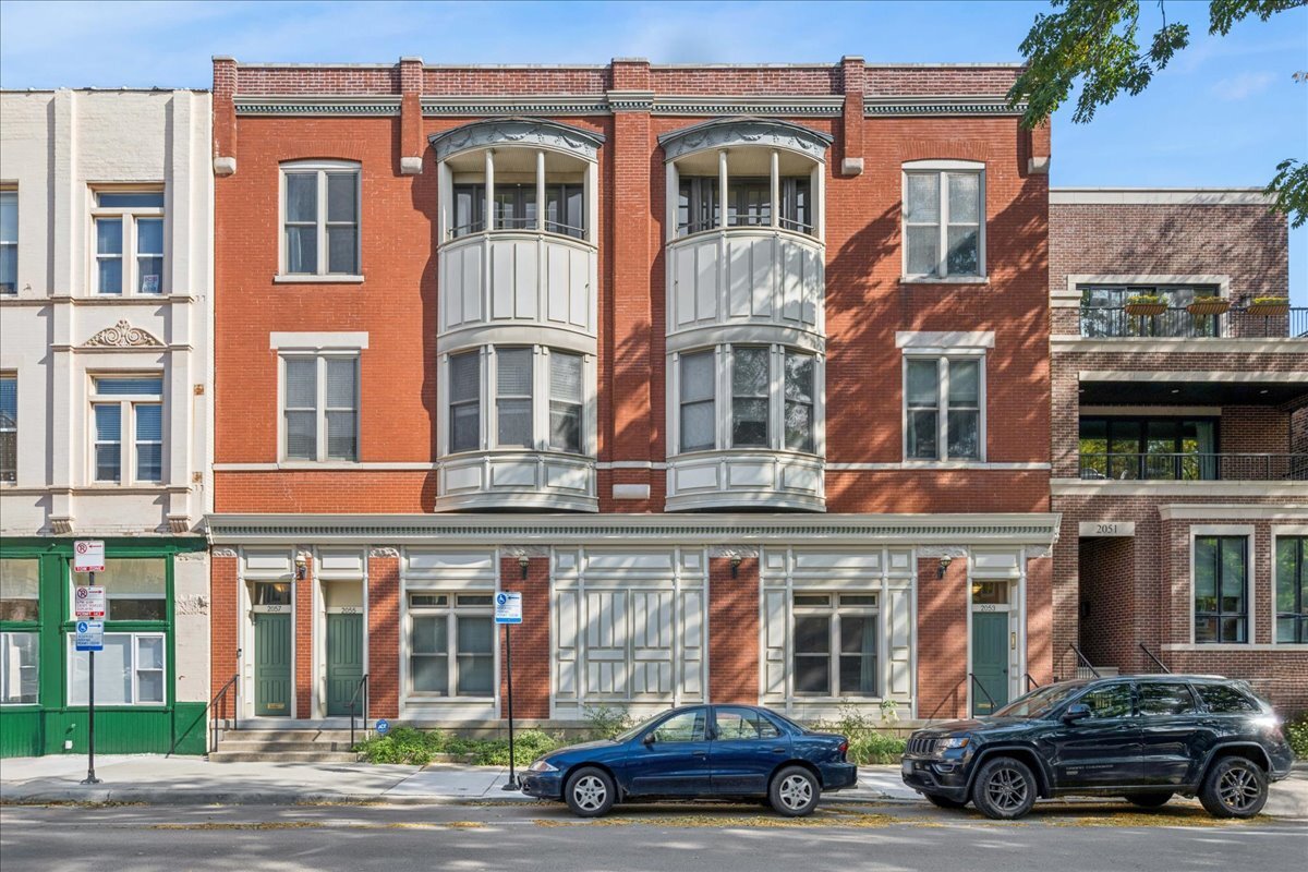 2057 N Racine Avenue Unit 2N — photo