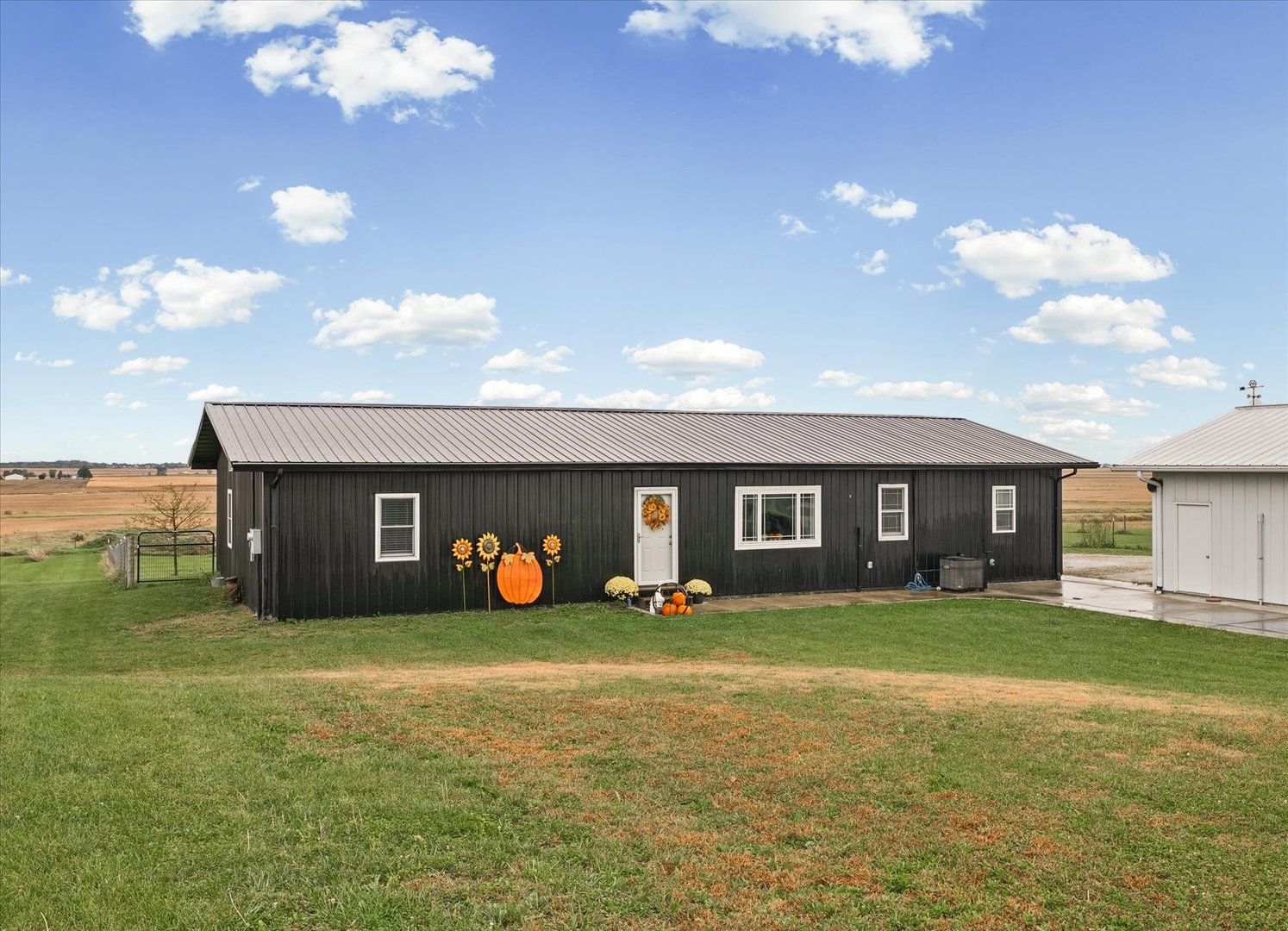 1523 County Road 3300 N — photo