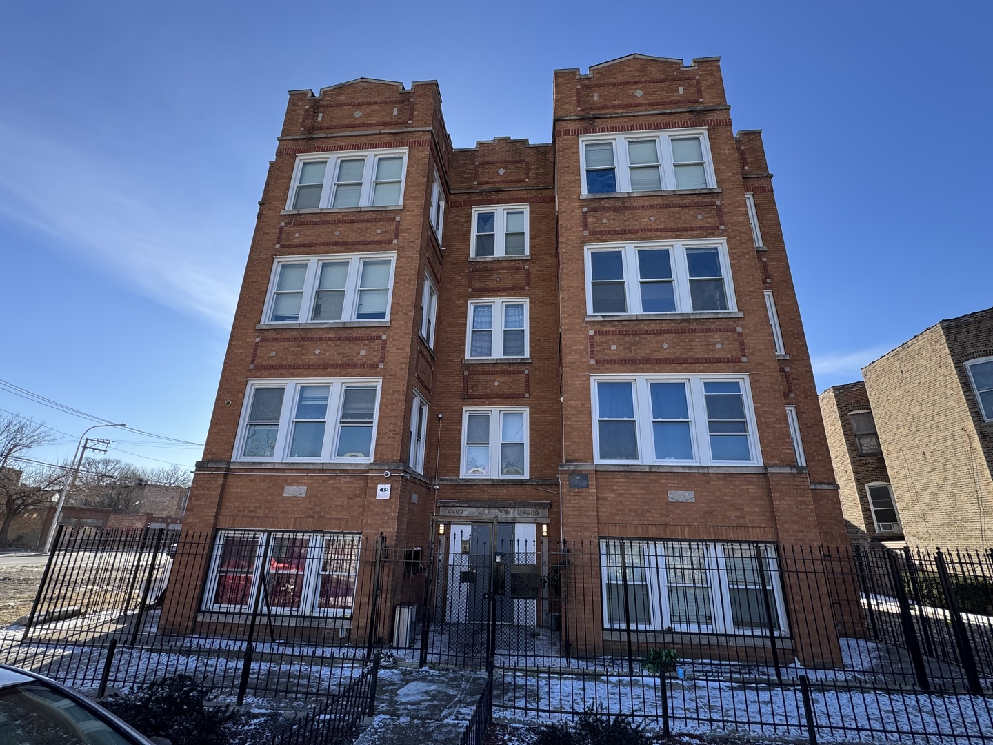4407 W Adams Street — photo