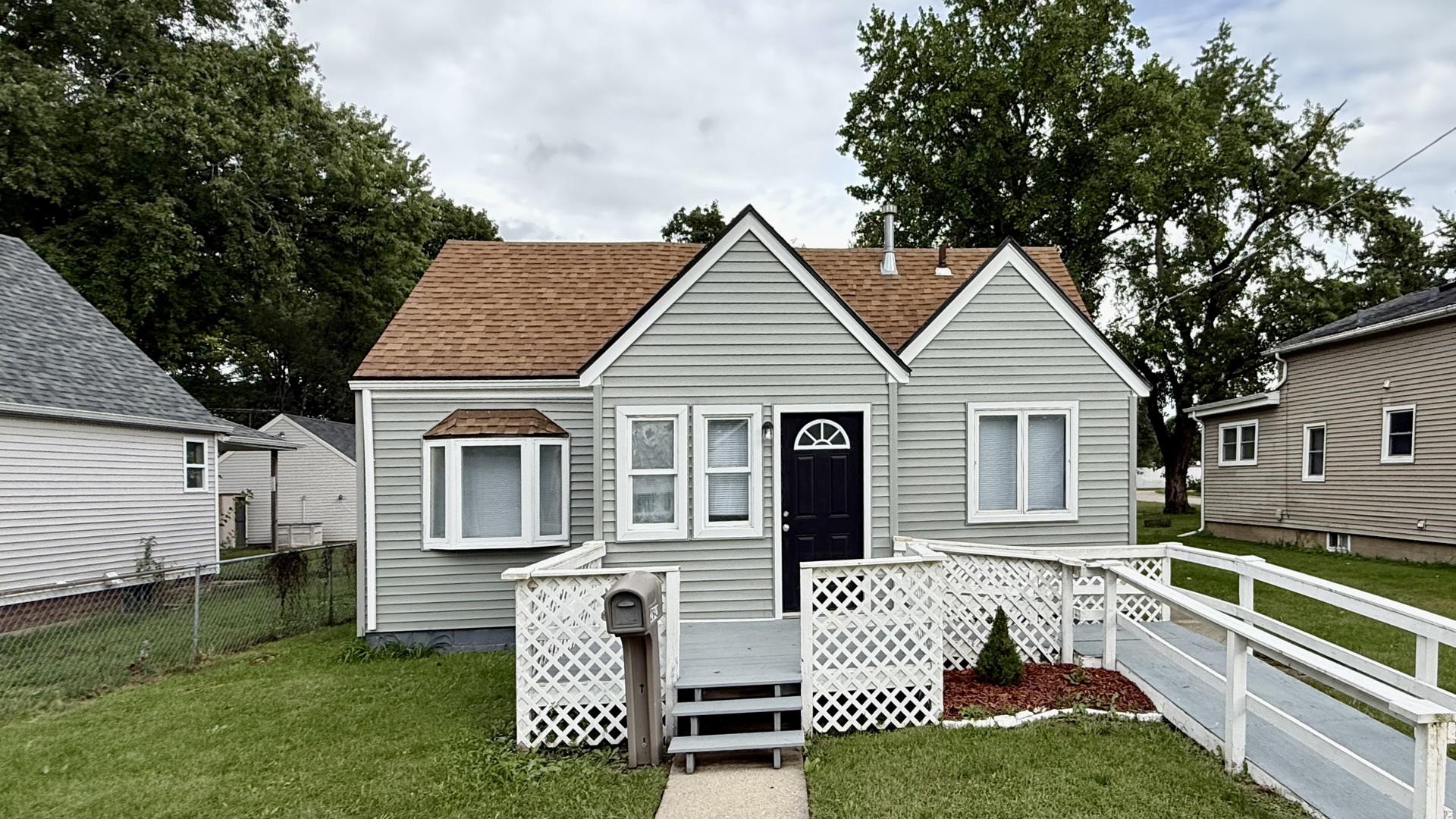 2642 Hanson Street — photo
