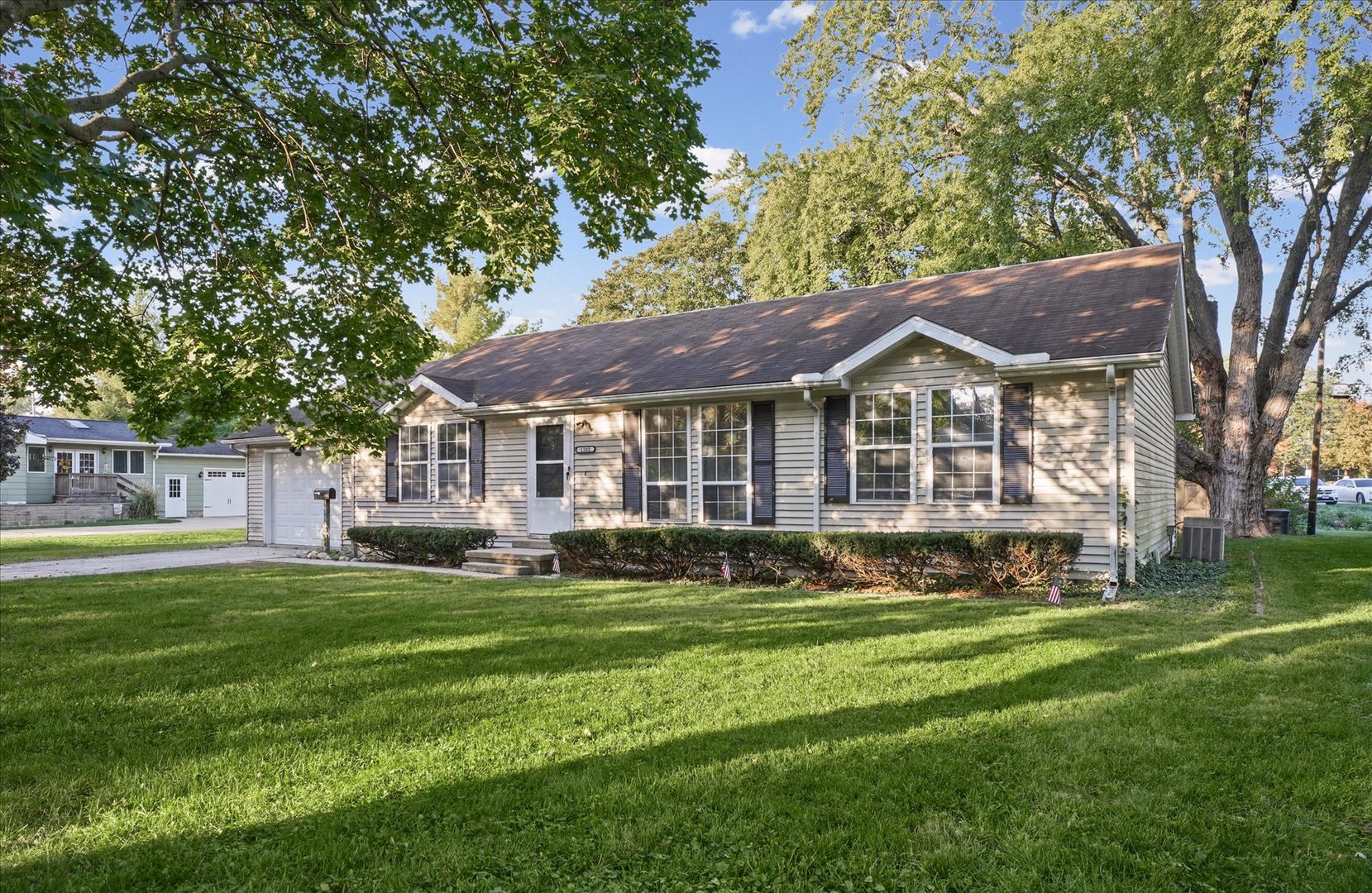 1102 N Union Drive — photo