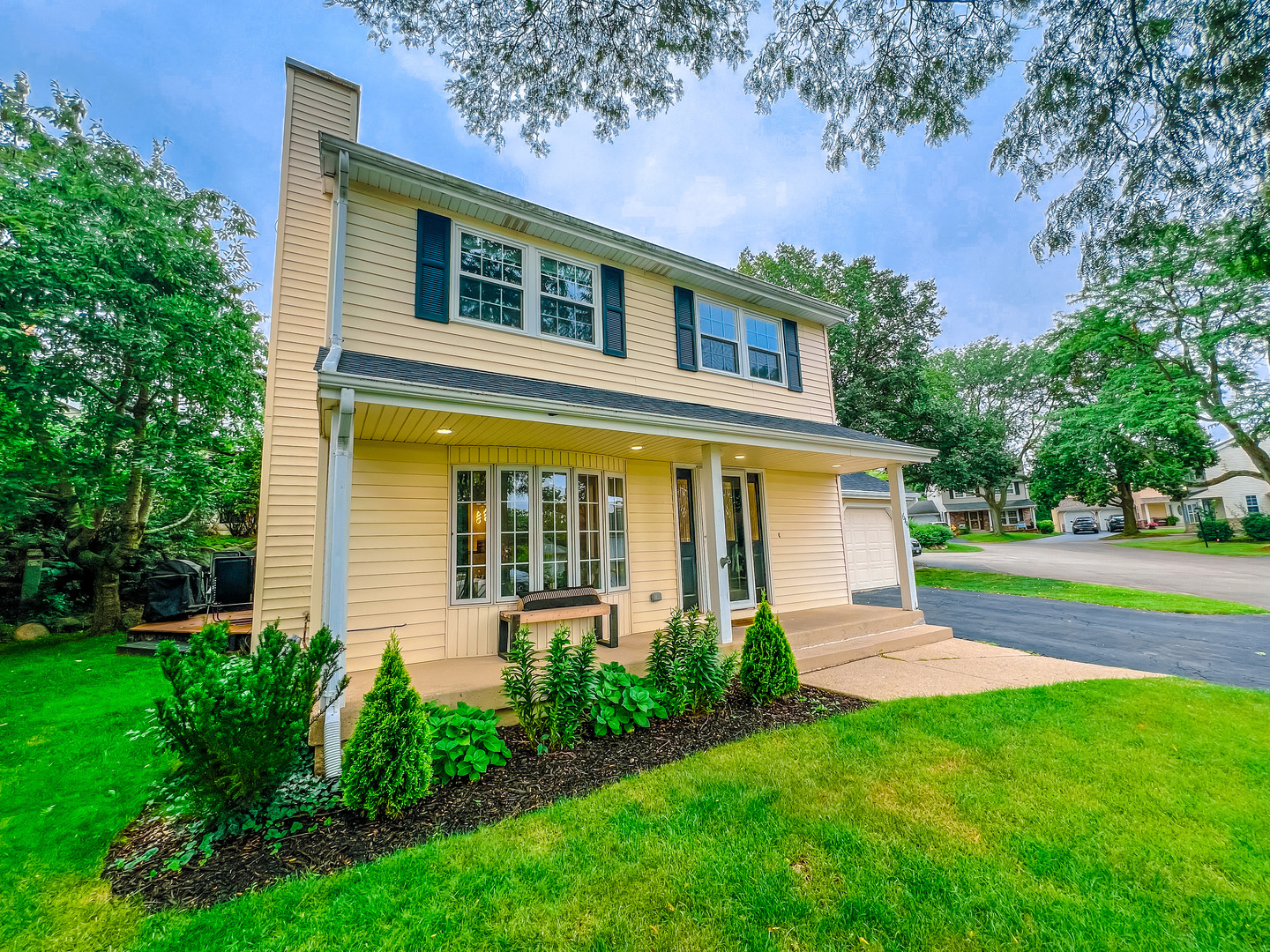 644 Stewart Court — photo