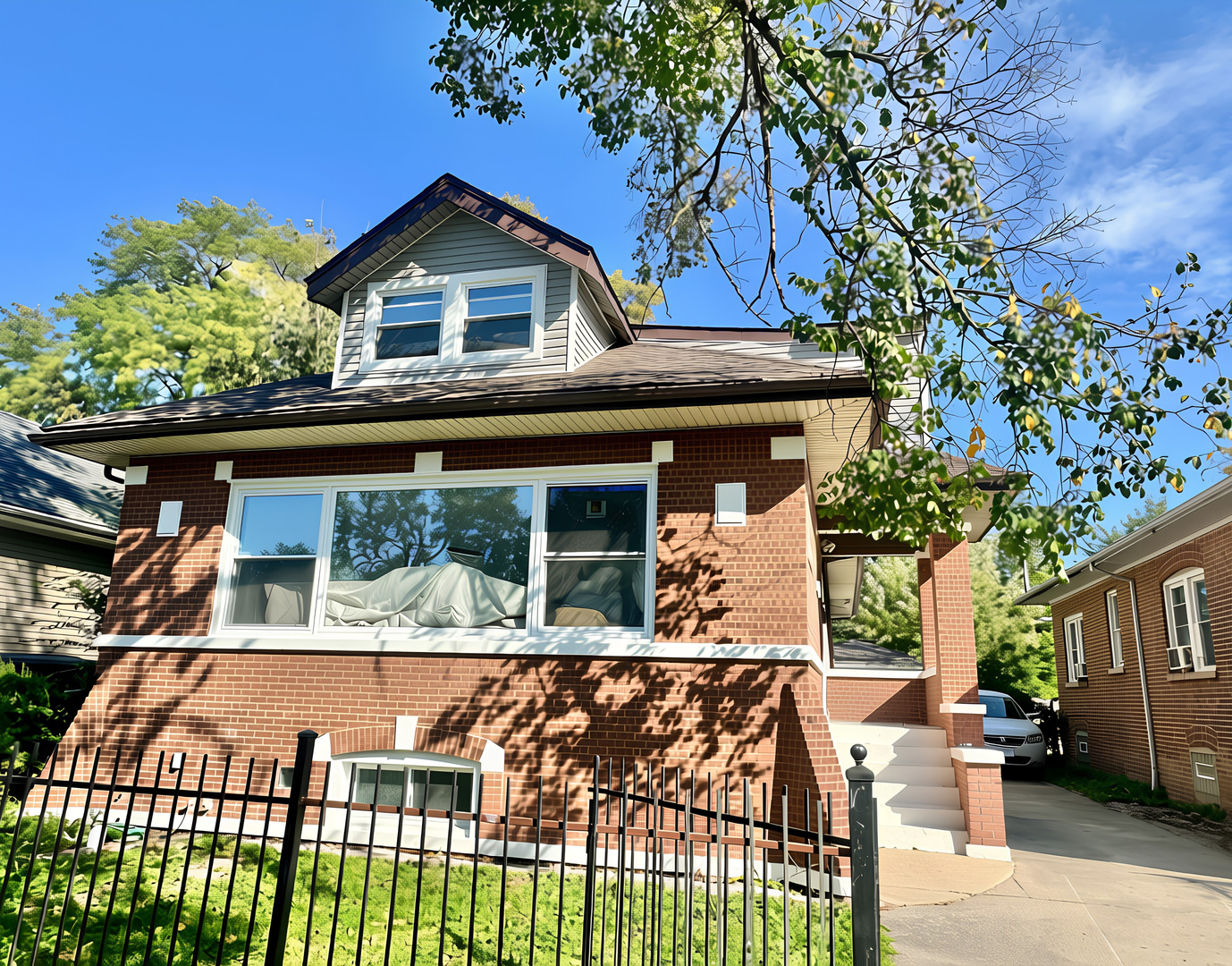 10145 S Lafayette Avenue — photo