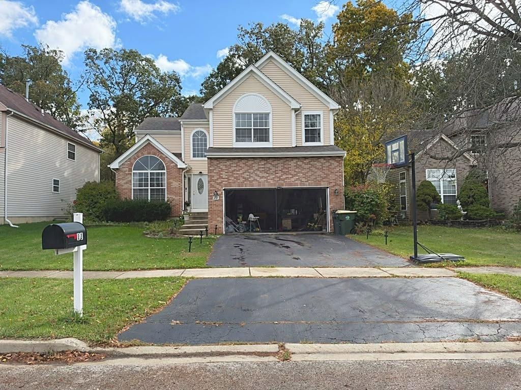 11 Eagle Court — photo