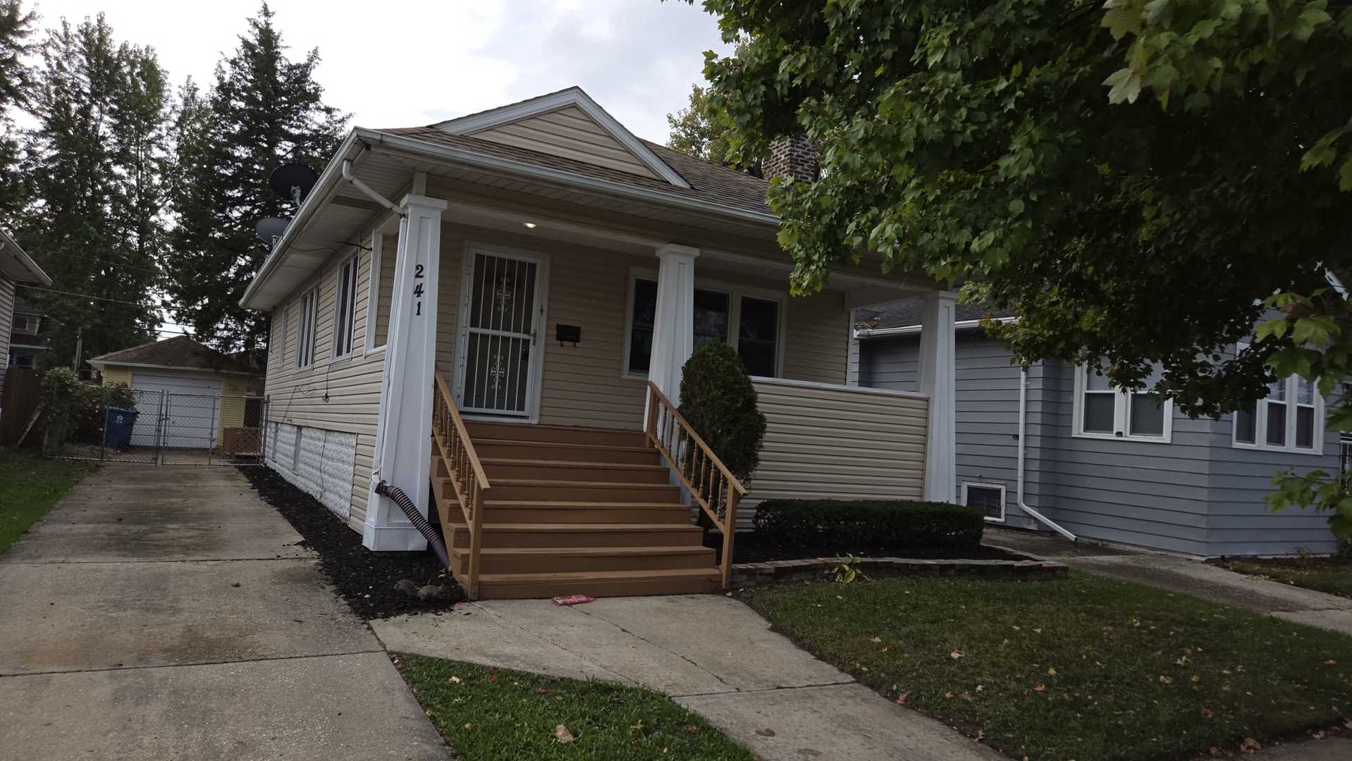 241 Warren Street — photo