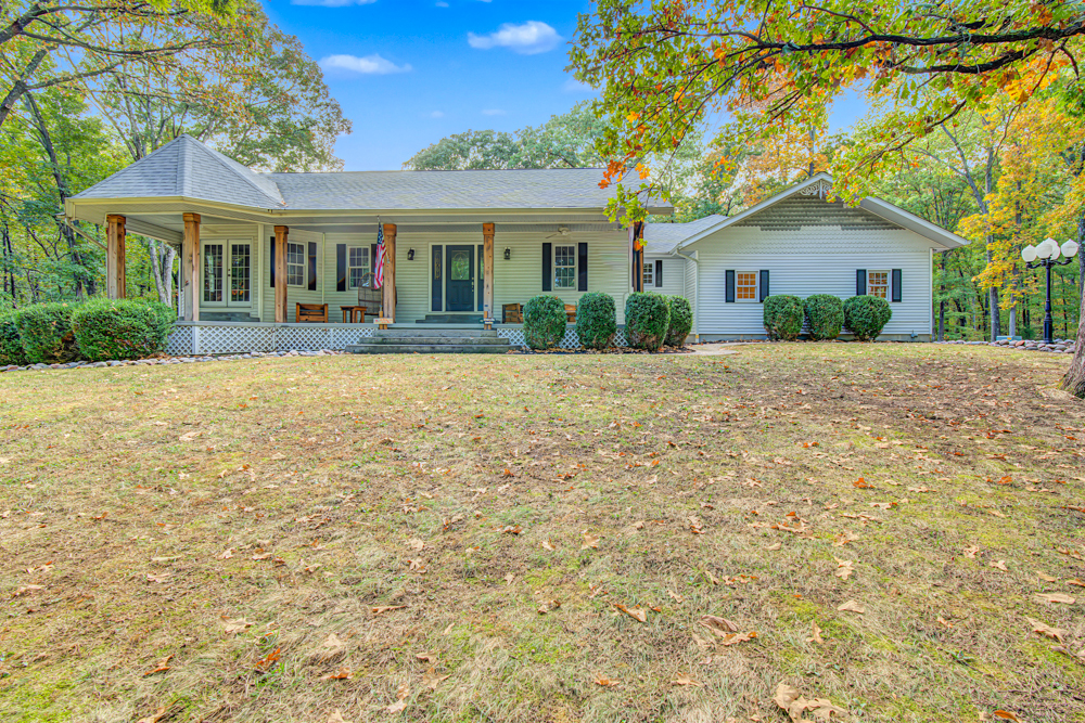 16555 N Mccauley Lane — photo