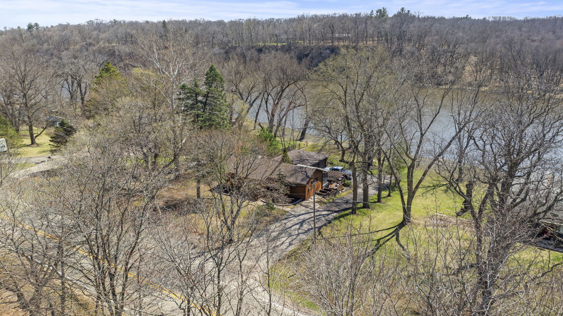 10707 N Il Route 2 — photo