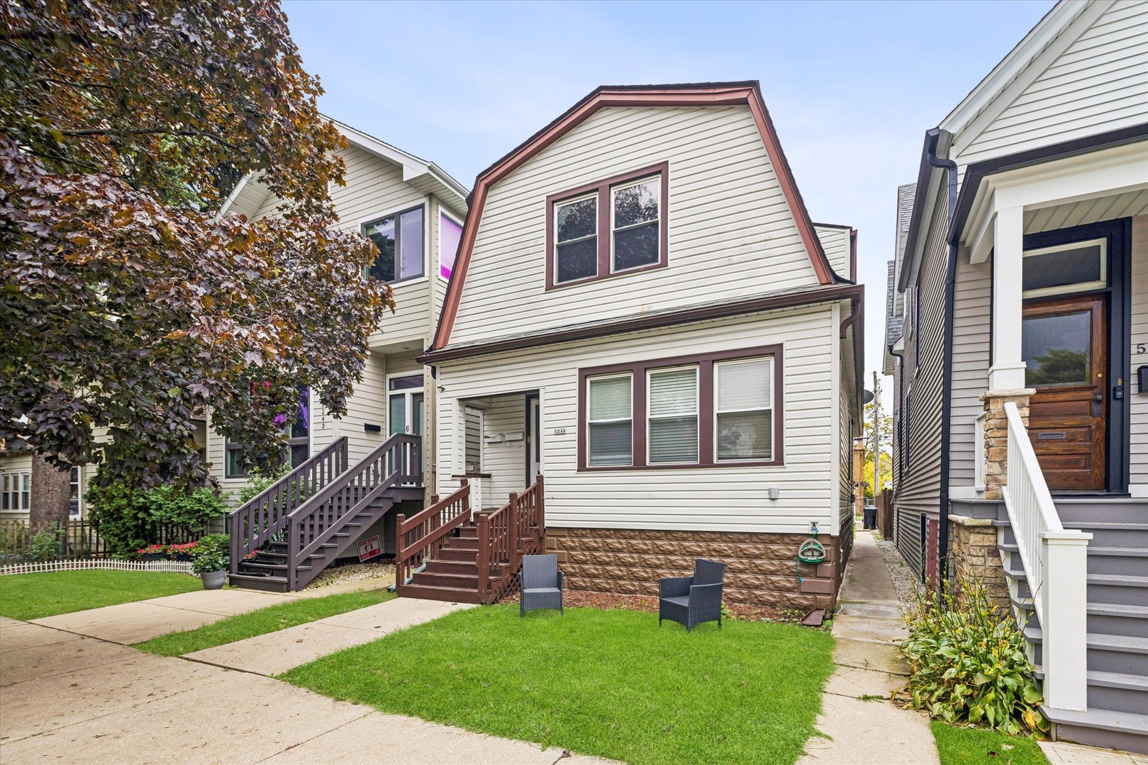 5245 W Carmen Avenue — photo