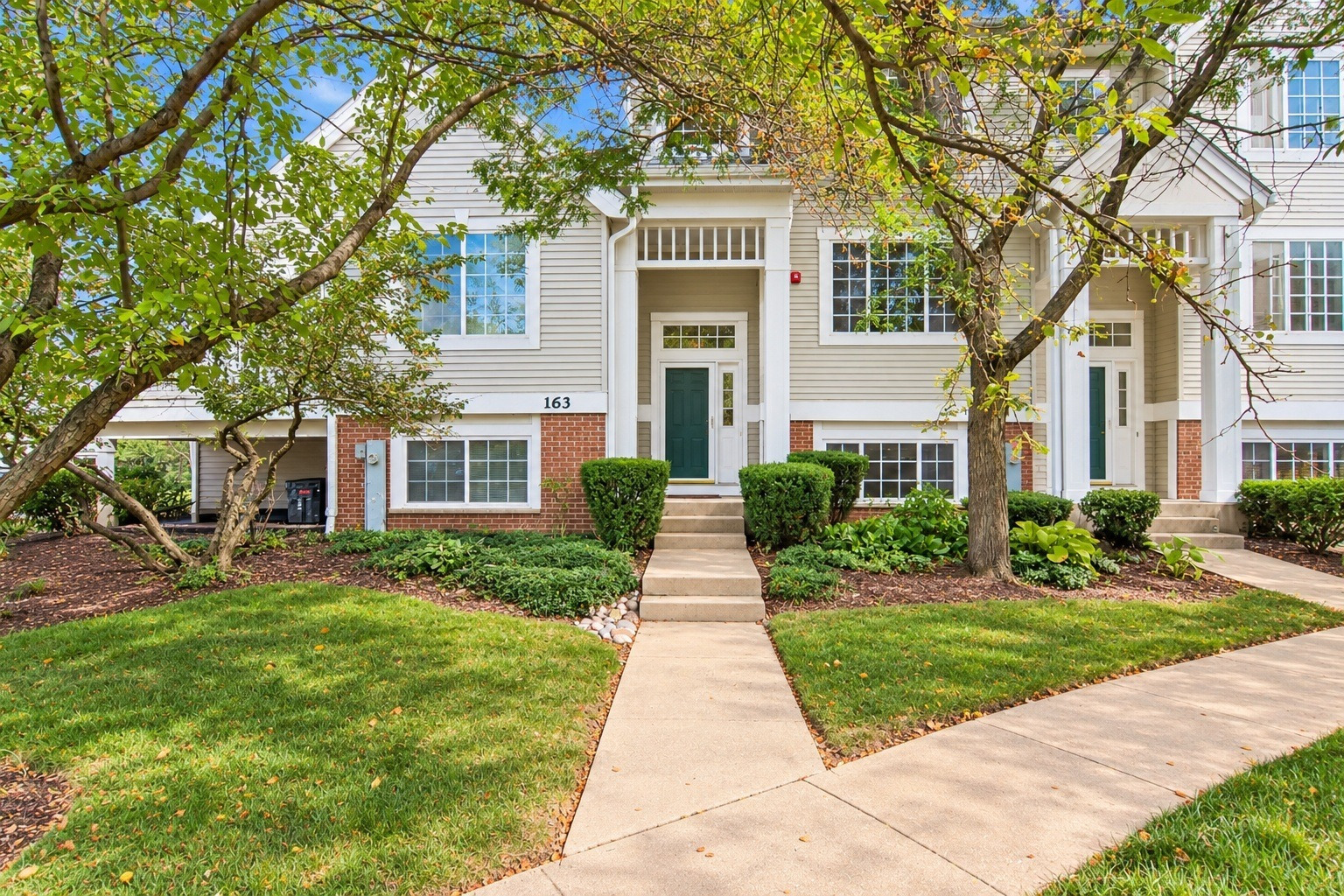 163 Lucerne Court — photo
