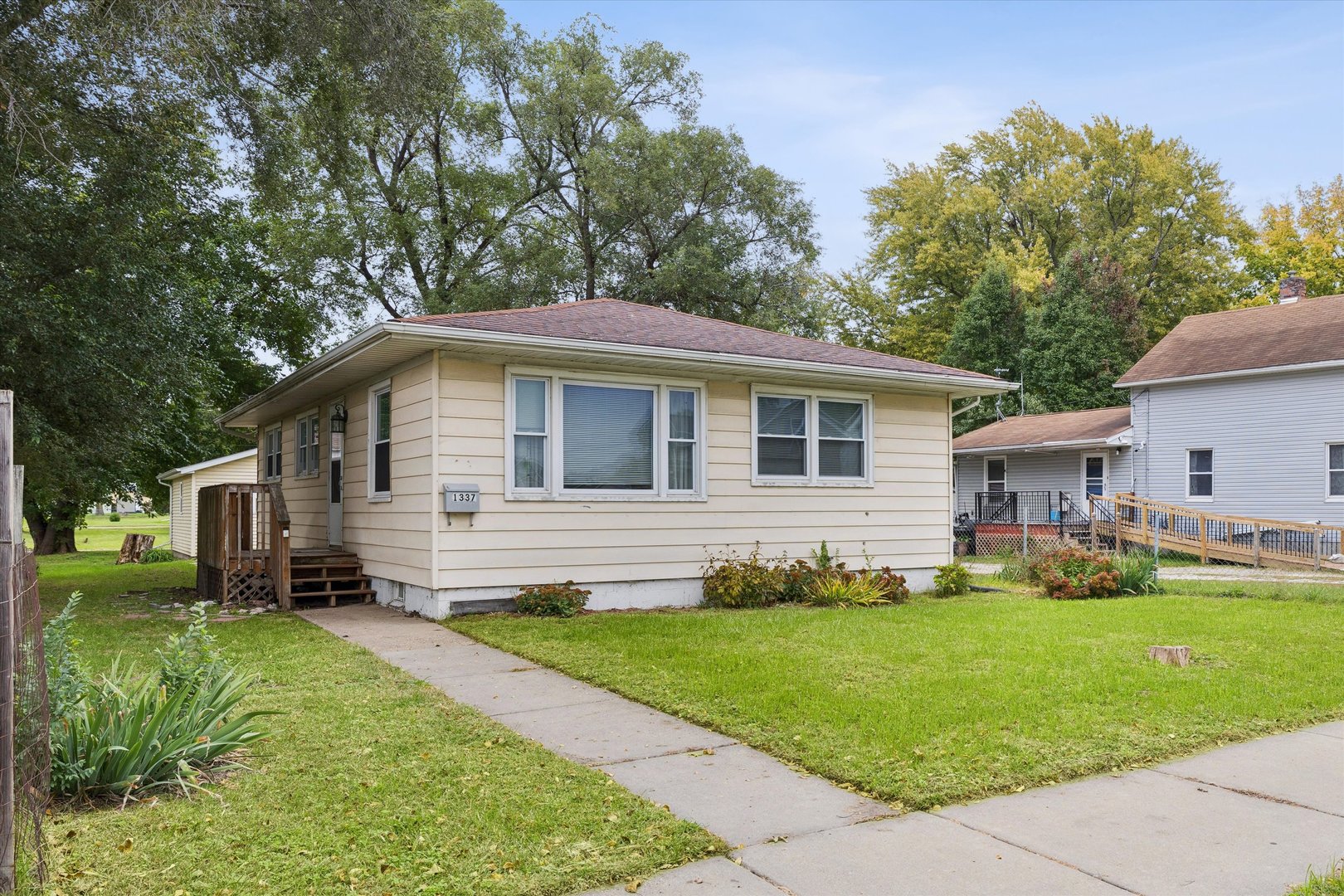 1337 Morton Drive — photo
