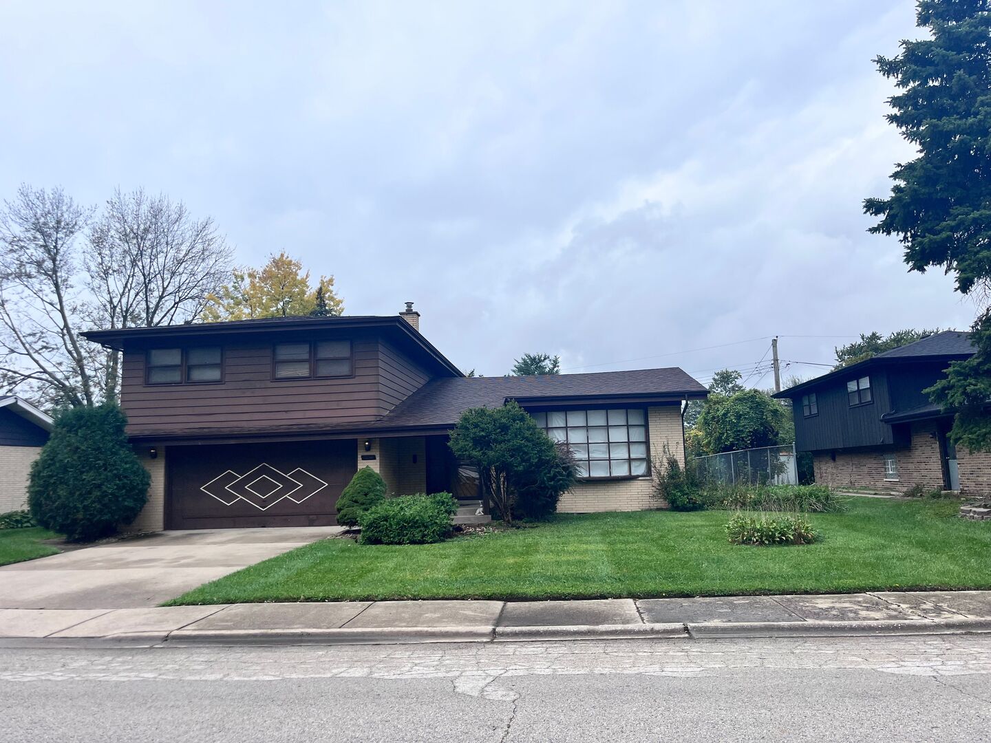 15234 Ingleside Avenue — photo