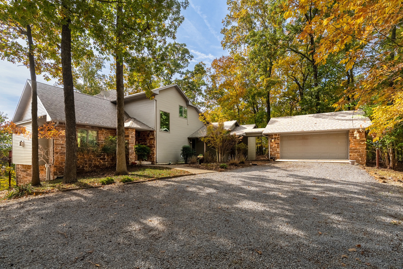 2565 Dogwood Road — photo