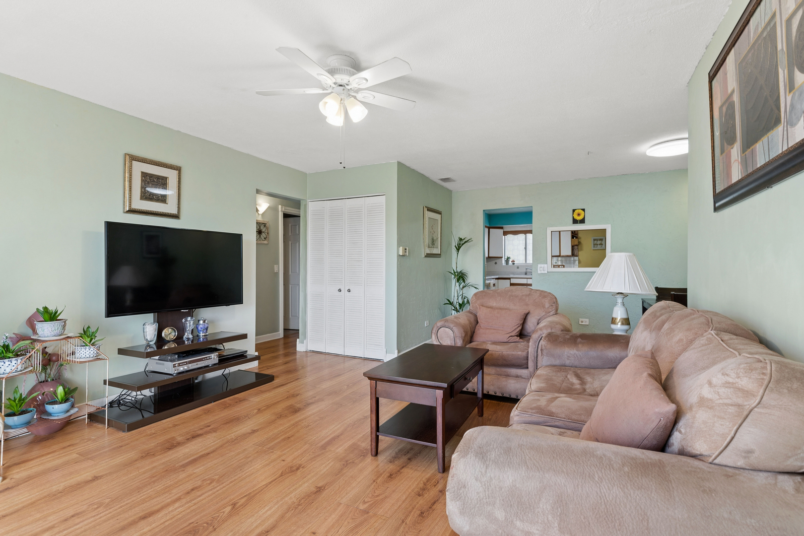612 Cobblestone Circle Unit E, Glenview, IL 60025 — photo 3