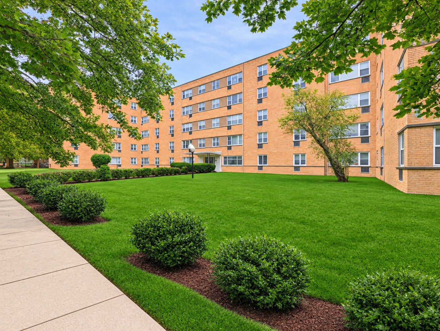 6161 N Hoyne Avenue Unit 511 — photo