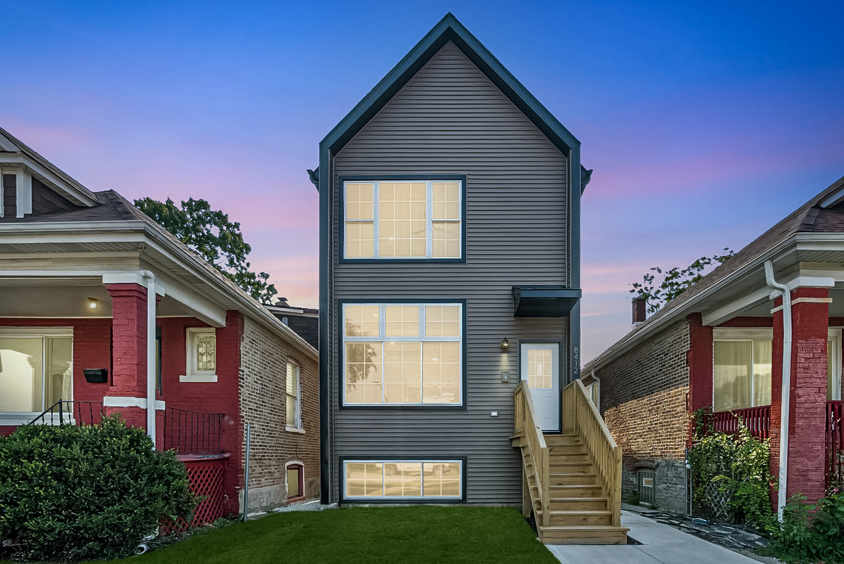 8412 S Green Street — photo