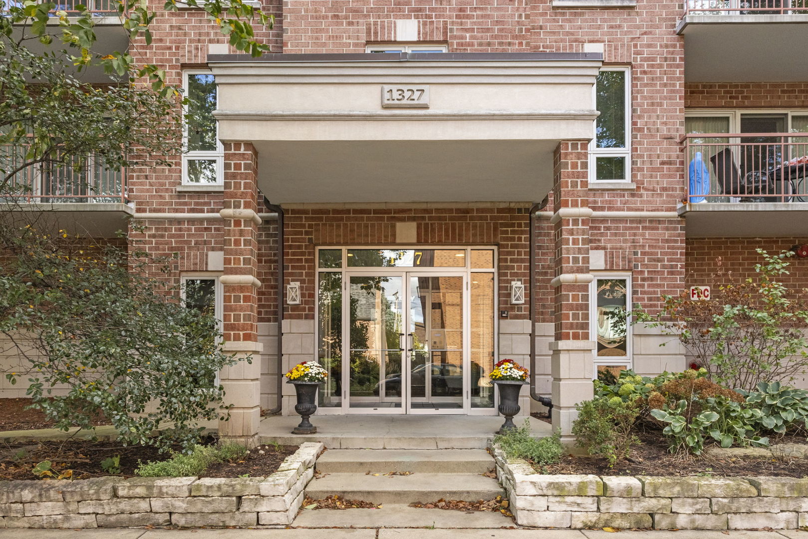1327 E Washington Street Unit 501 — photo