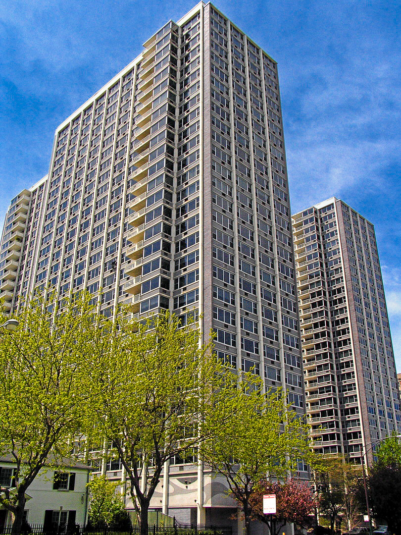 4250 N Marine Drive Unit 735 — photo