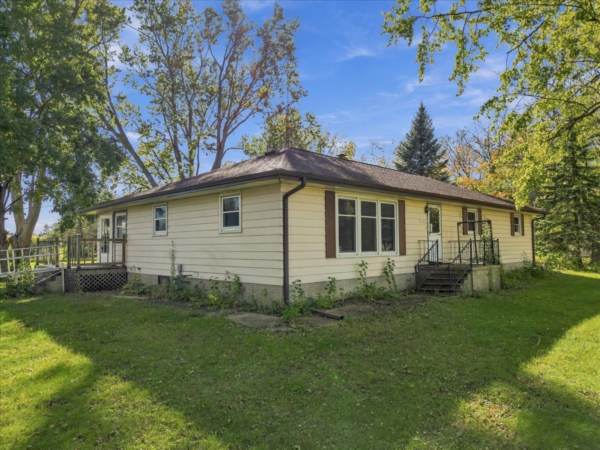 30399 Prairie Street — photo