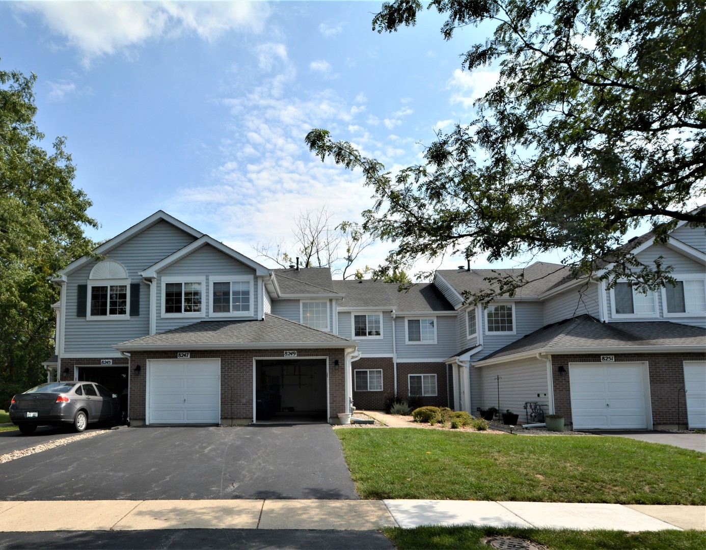8249 Ripple Ridge — photo