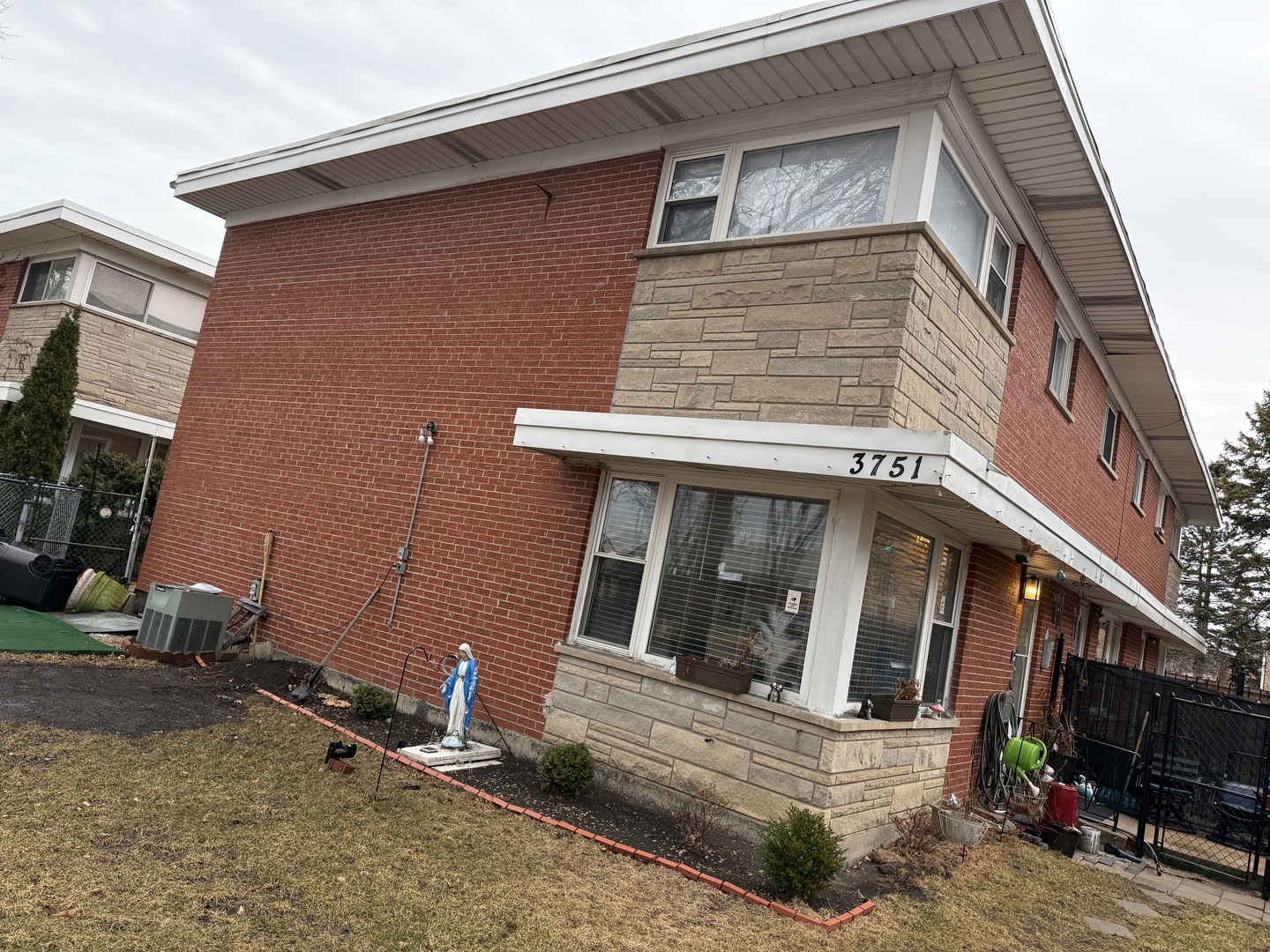3751 W Devon Avenue Unit C — photo