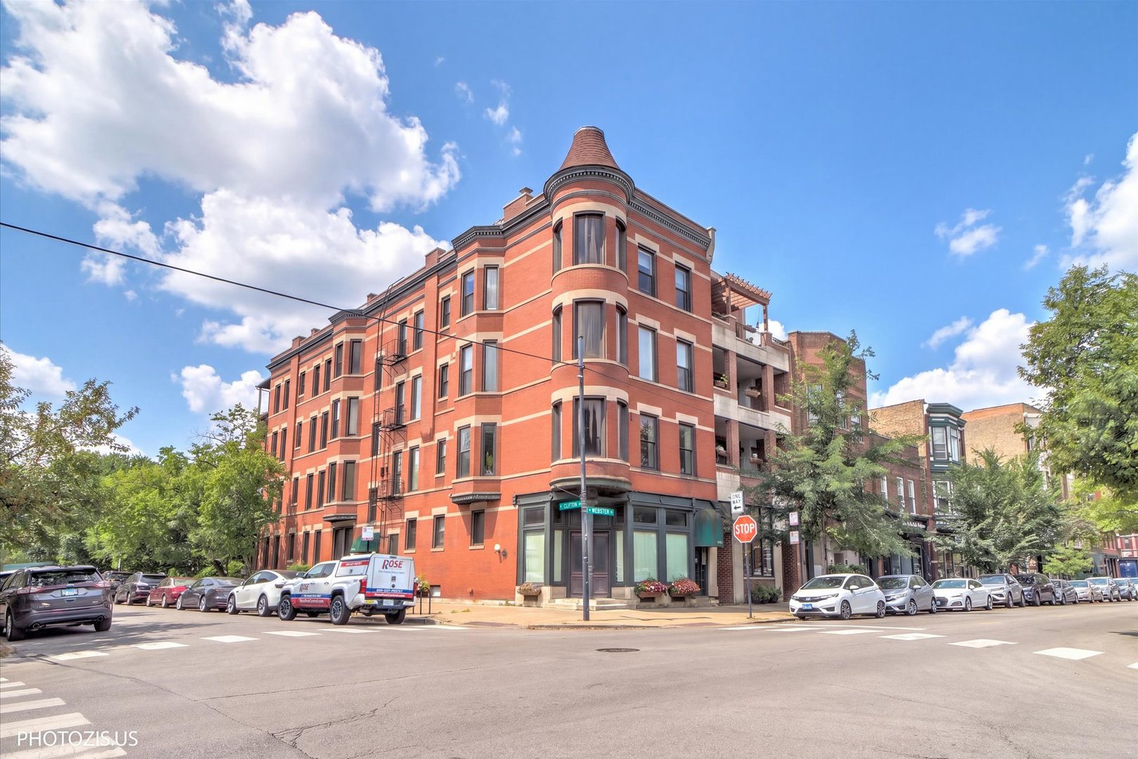 2150 N Clifton Avenue Unit 1 — photo