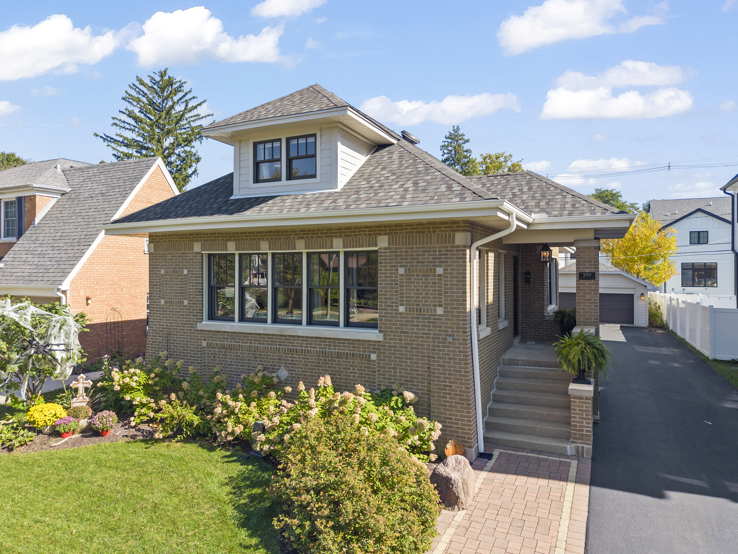 599 S Prospect Avenue, Elmhurst, IL 60126 | Realty.com