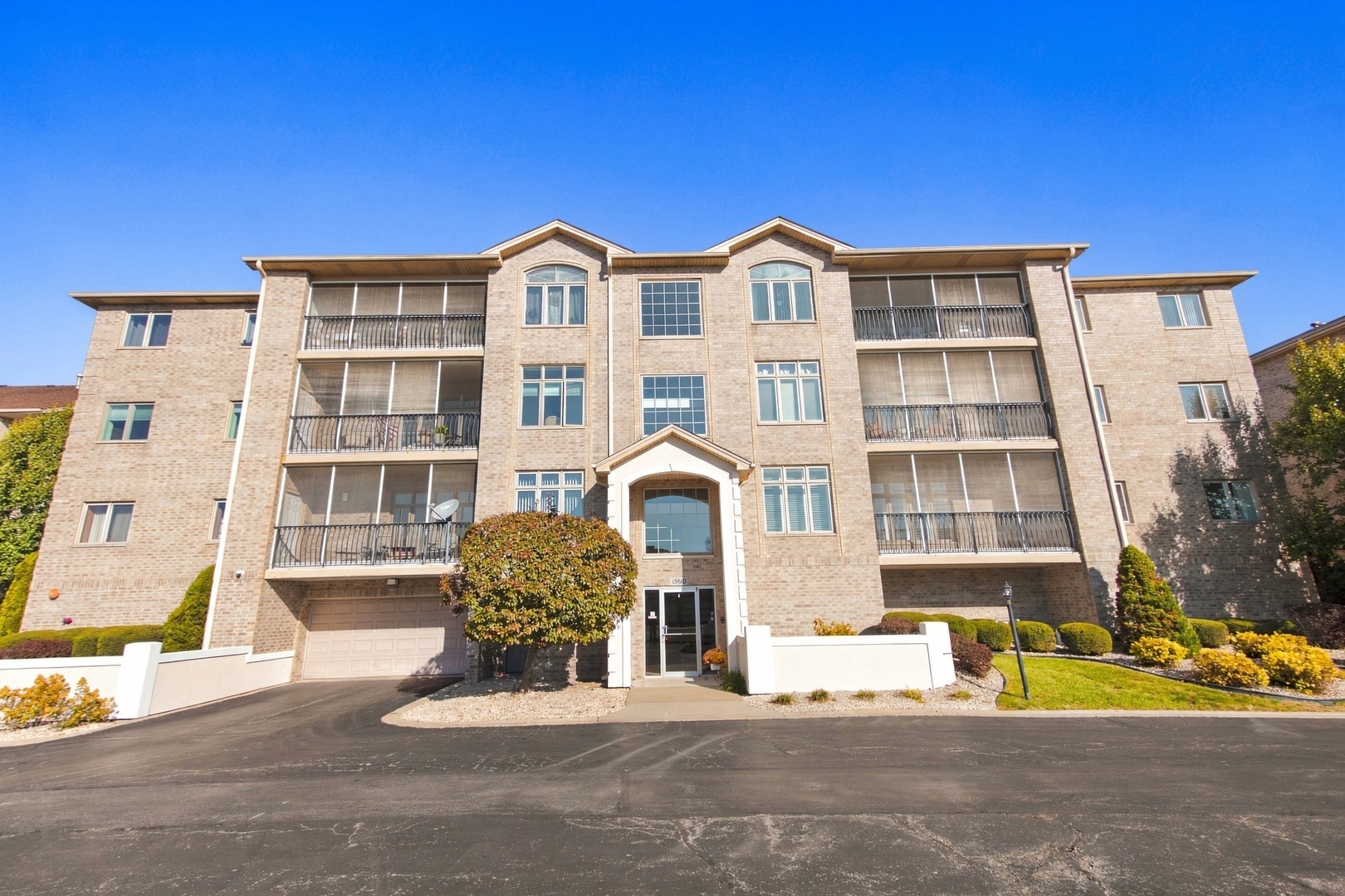 18610 Pine Lake Drive Unit 2B — photo