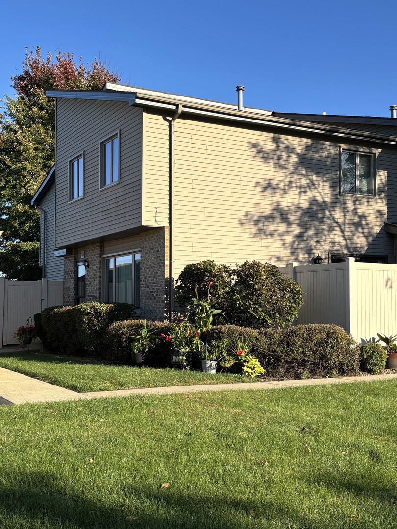 776 Lake Road Unit 776 — photo