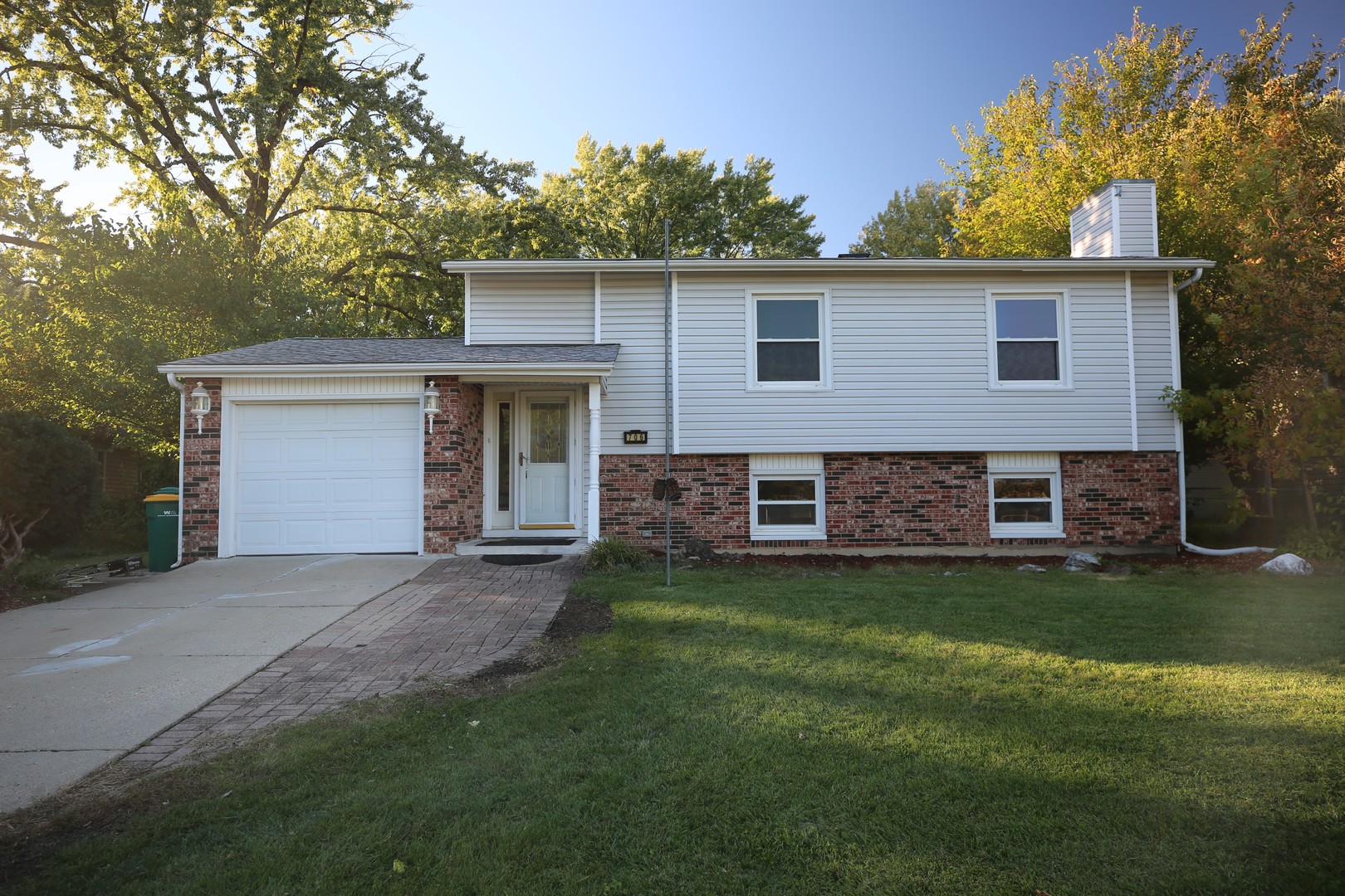 706 Golfview Terrace — photo