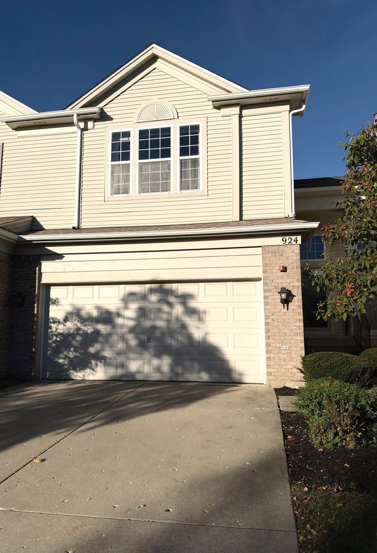 924 Elizabeth Drive — photo