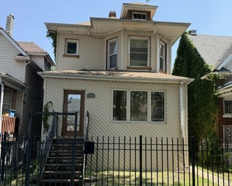 911 N Lawler Avenue — photo