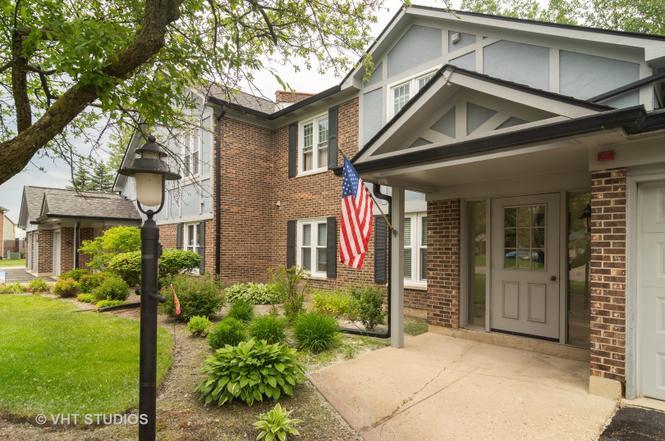 172 Grove Avenue Unit C — photo