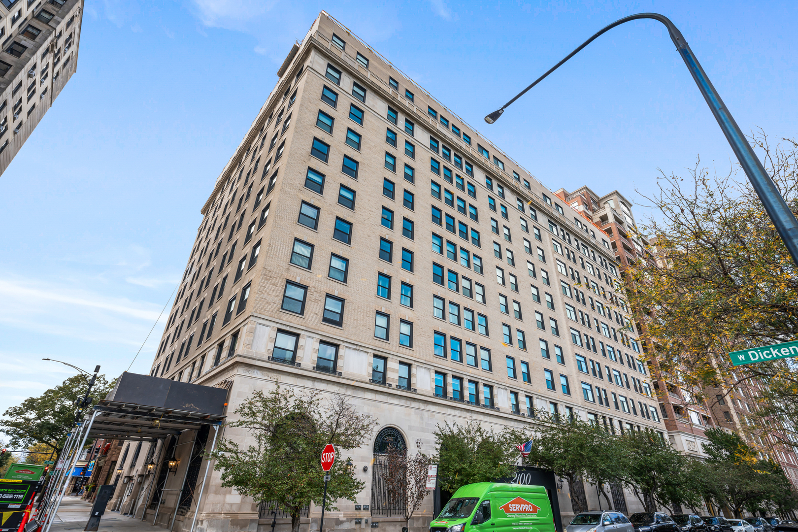 2100 N Lincoln Park W Unit 5En — photo