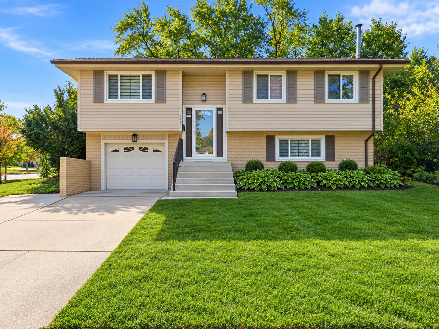 1701 Hartmann Drive — photo