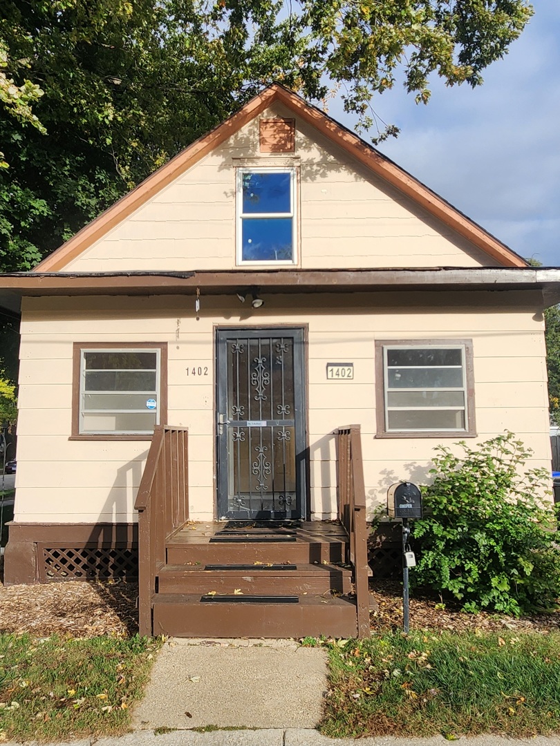 1402 S Wright Street — photo