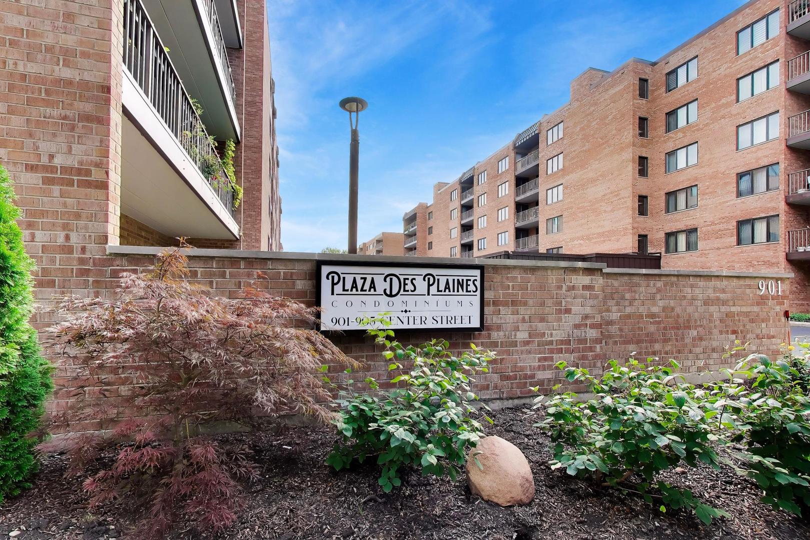 901 Center Street Unit 403 — photo