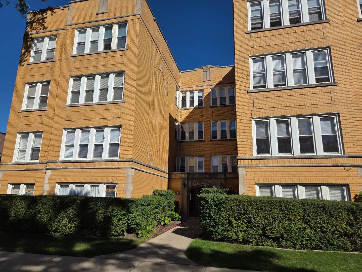6309 N Albany Avenue Unit Gb — photo
